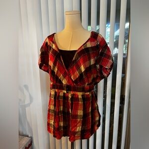 Style & Co. women’s size 2x multicolored top with brown under cami tank top.